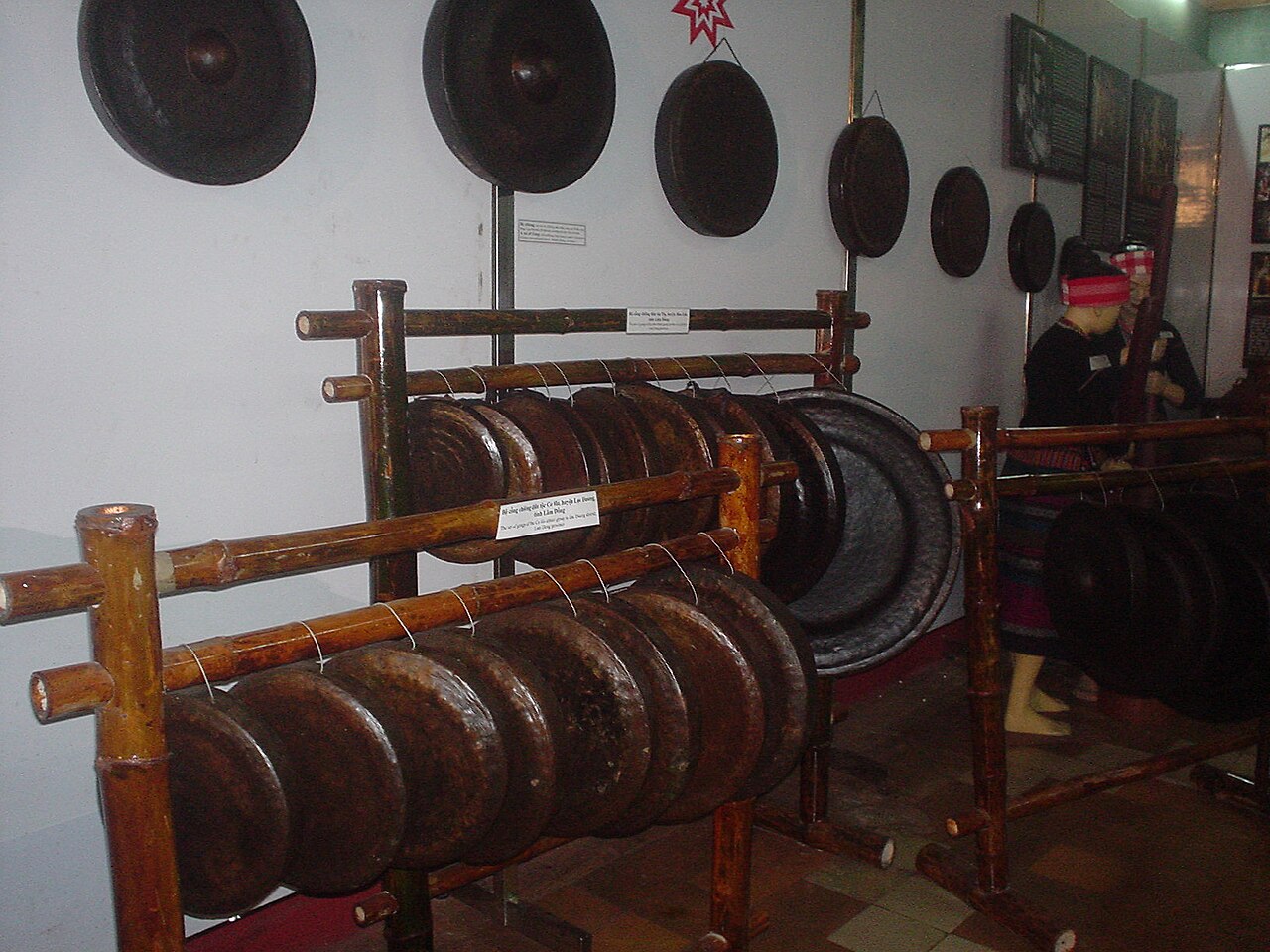 Cồng chiêng Tây Nguyên
