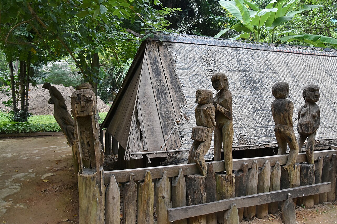 Nhà mồ Gia Rai