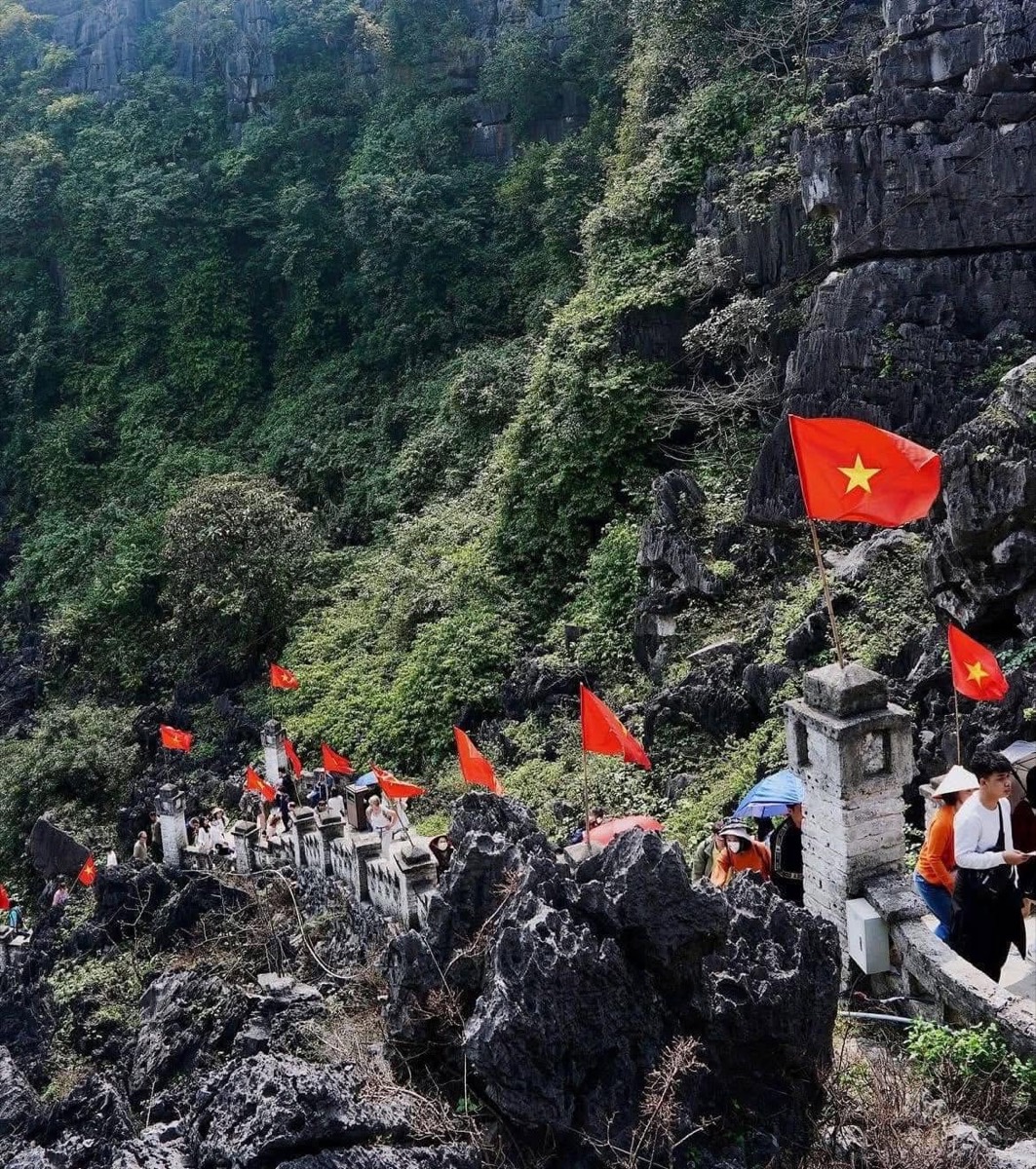 Đường leo Hang Múa