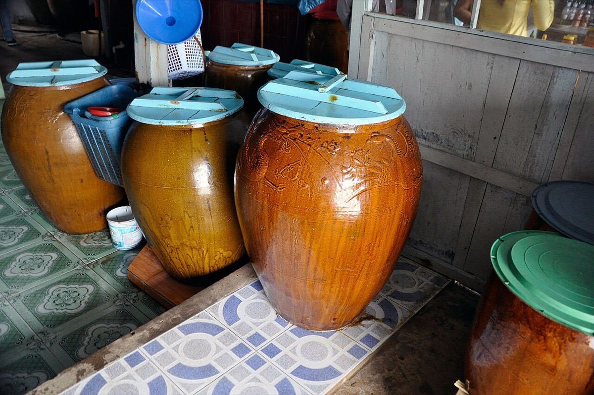 Chum ủ nước mắm (ngày nay)