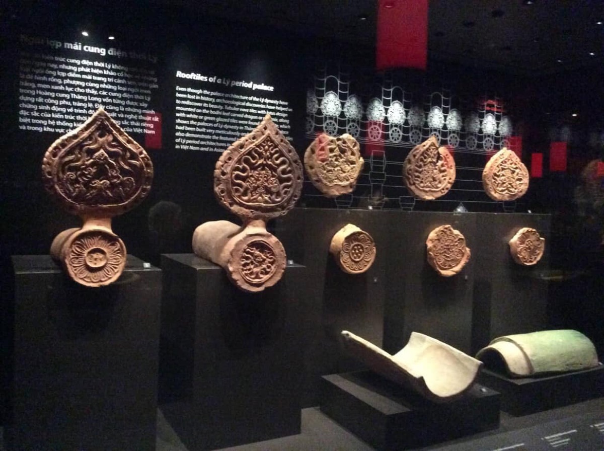 Ngói thời Lý, Hoàng thành